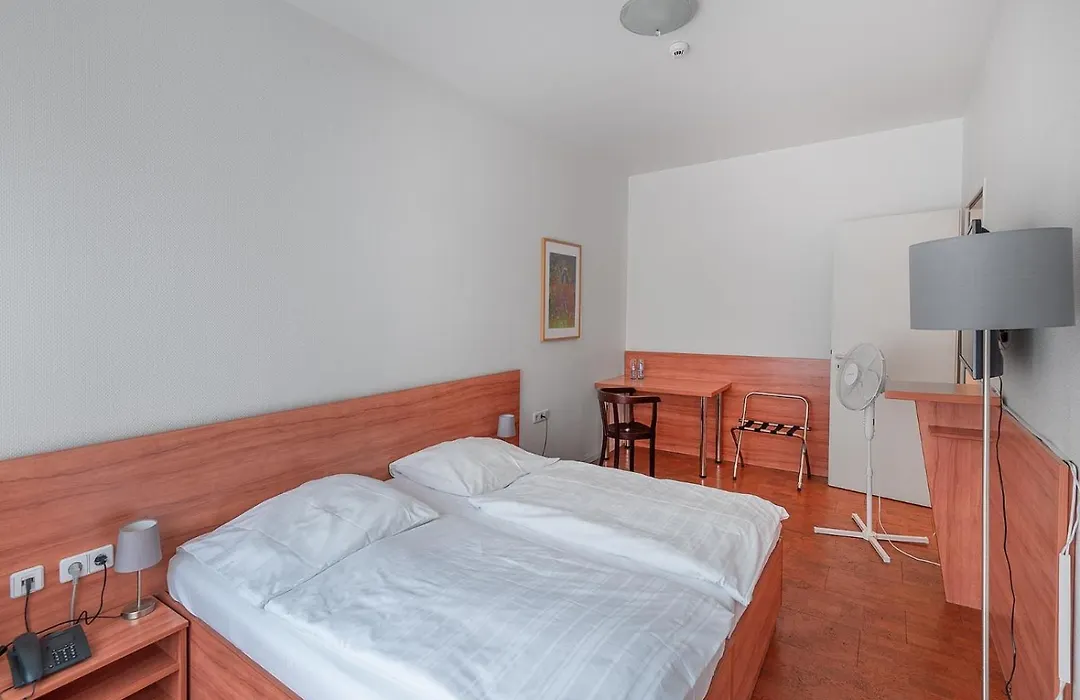 Hotel Sedes Berlin-1