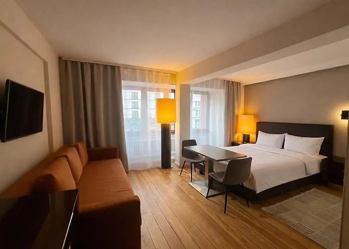 Hotel Adele Am Alex