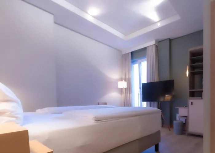 Hotel with view: Hotel Bleibtreu Berlin By Golden Tulip